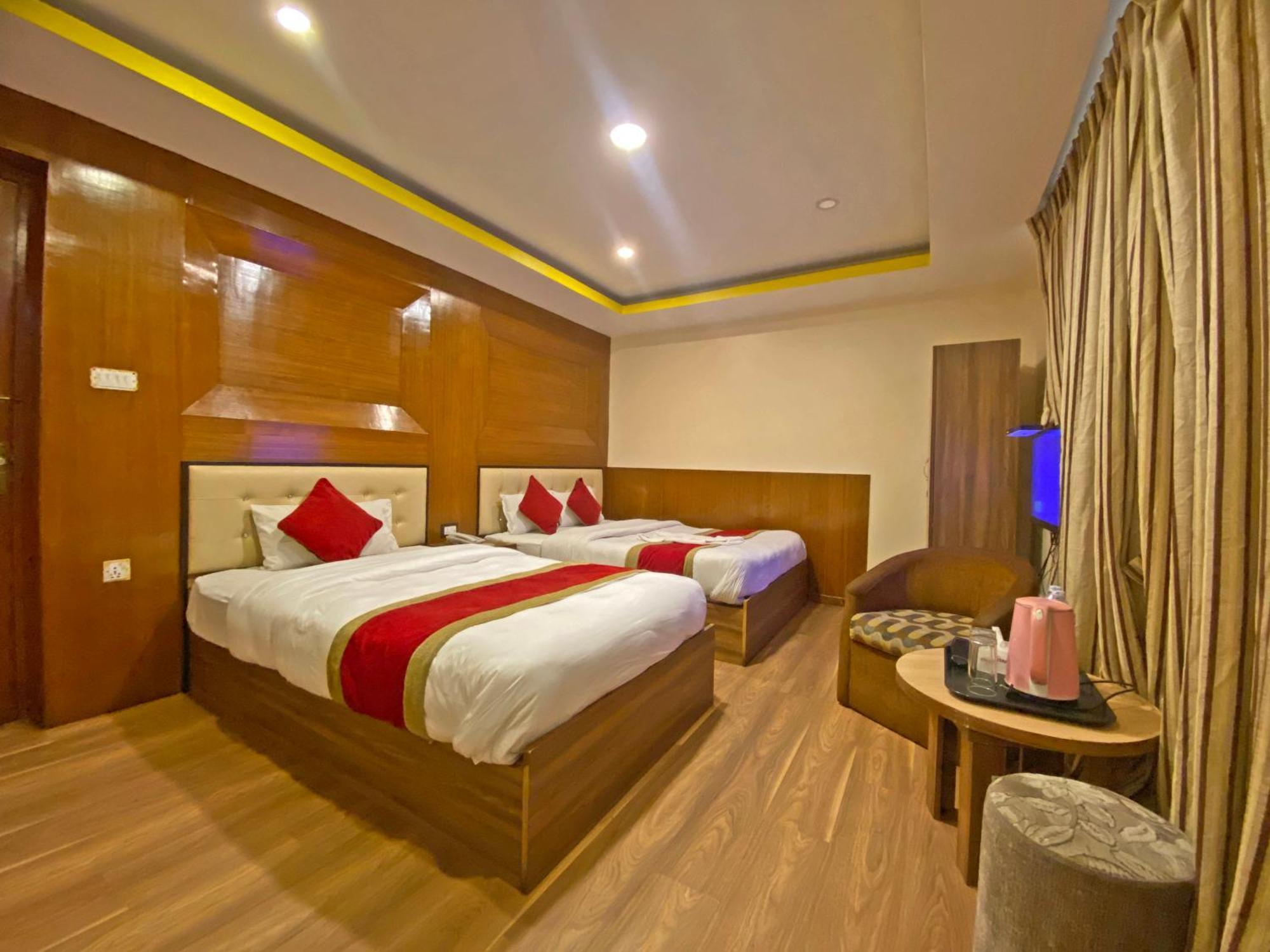 קטמנדו Hotel Airport Holiday מראה חיצוני תמונה