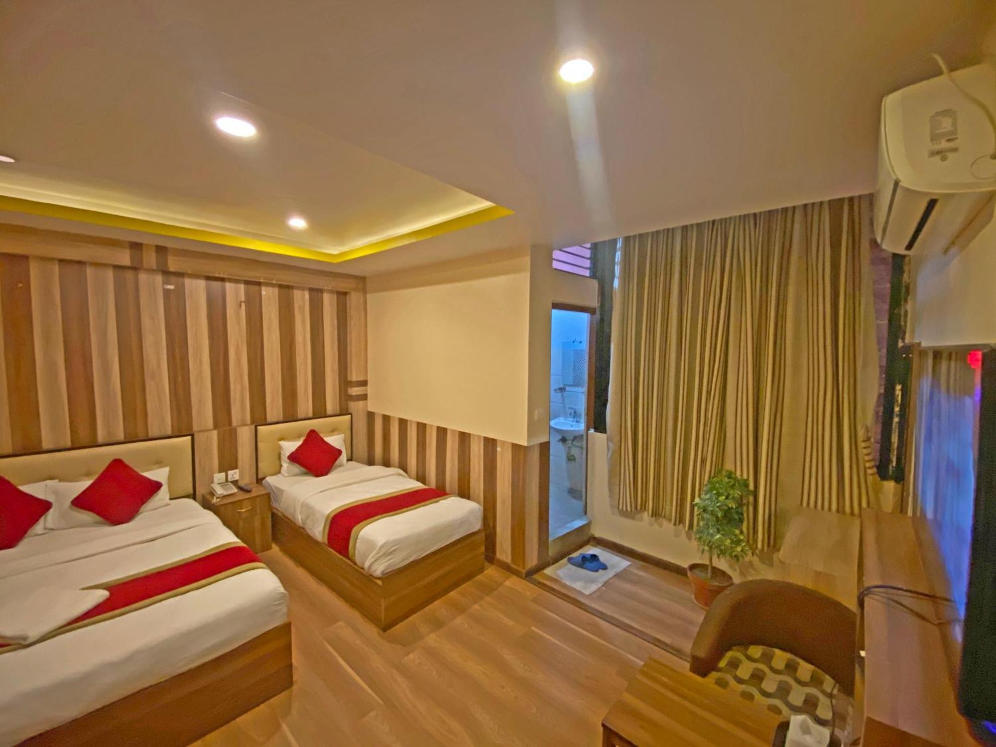 קטמנדו Hotel Airport Holiday מראה חיצוני תמונה
