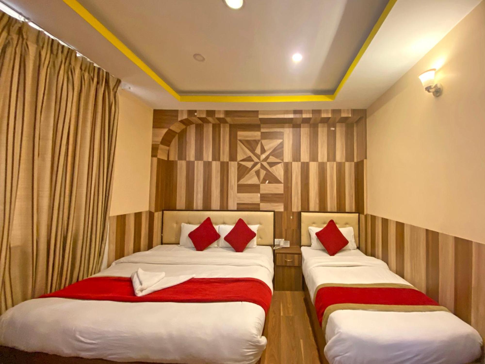 קטמנדו Hotel Airport Holiday מראה חיצוני תמונה