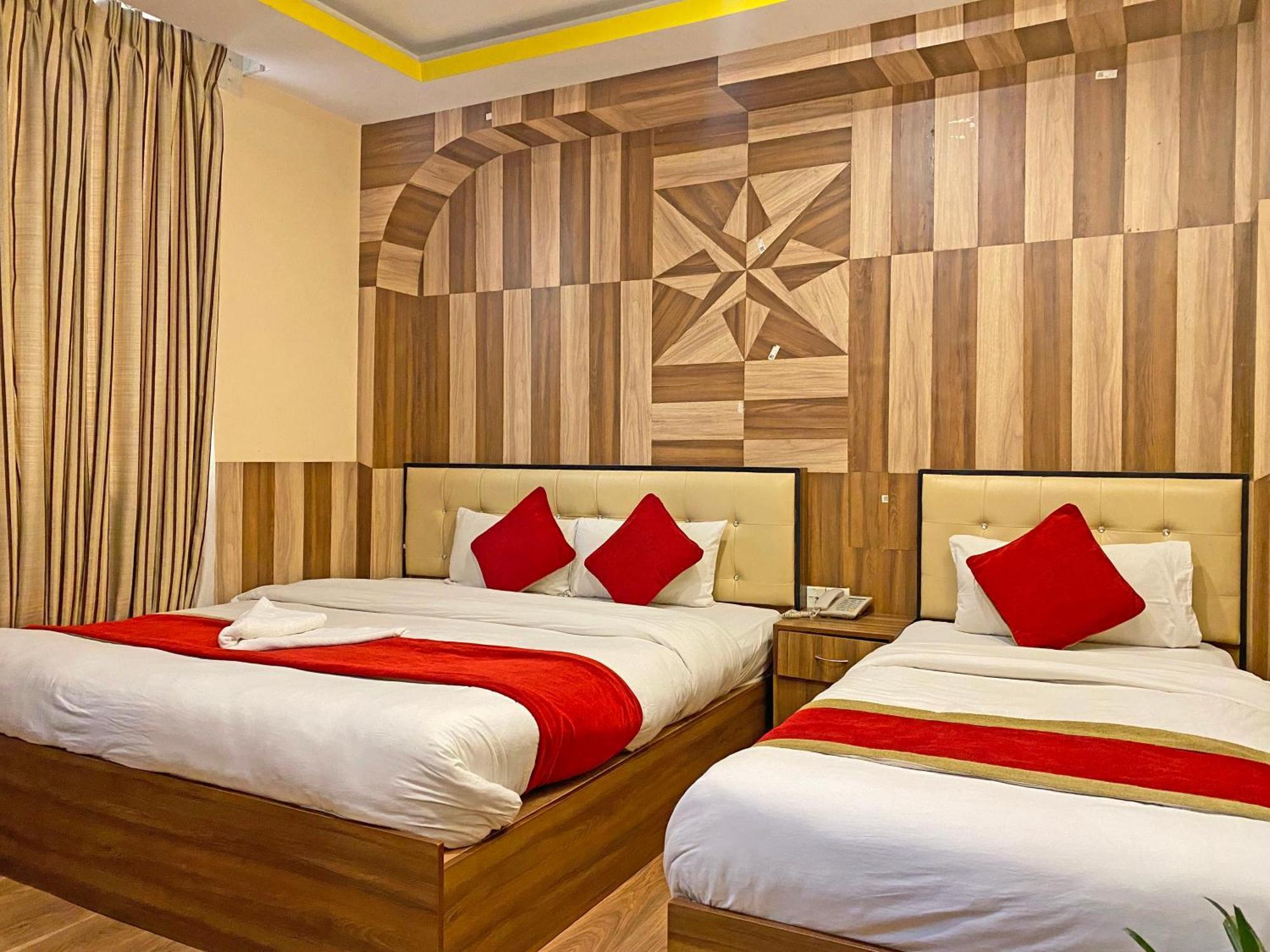 קטמנדו Hotel Airport Holiday מראה חיצוני תמונה