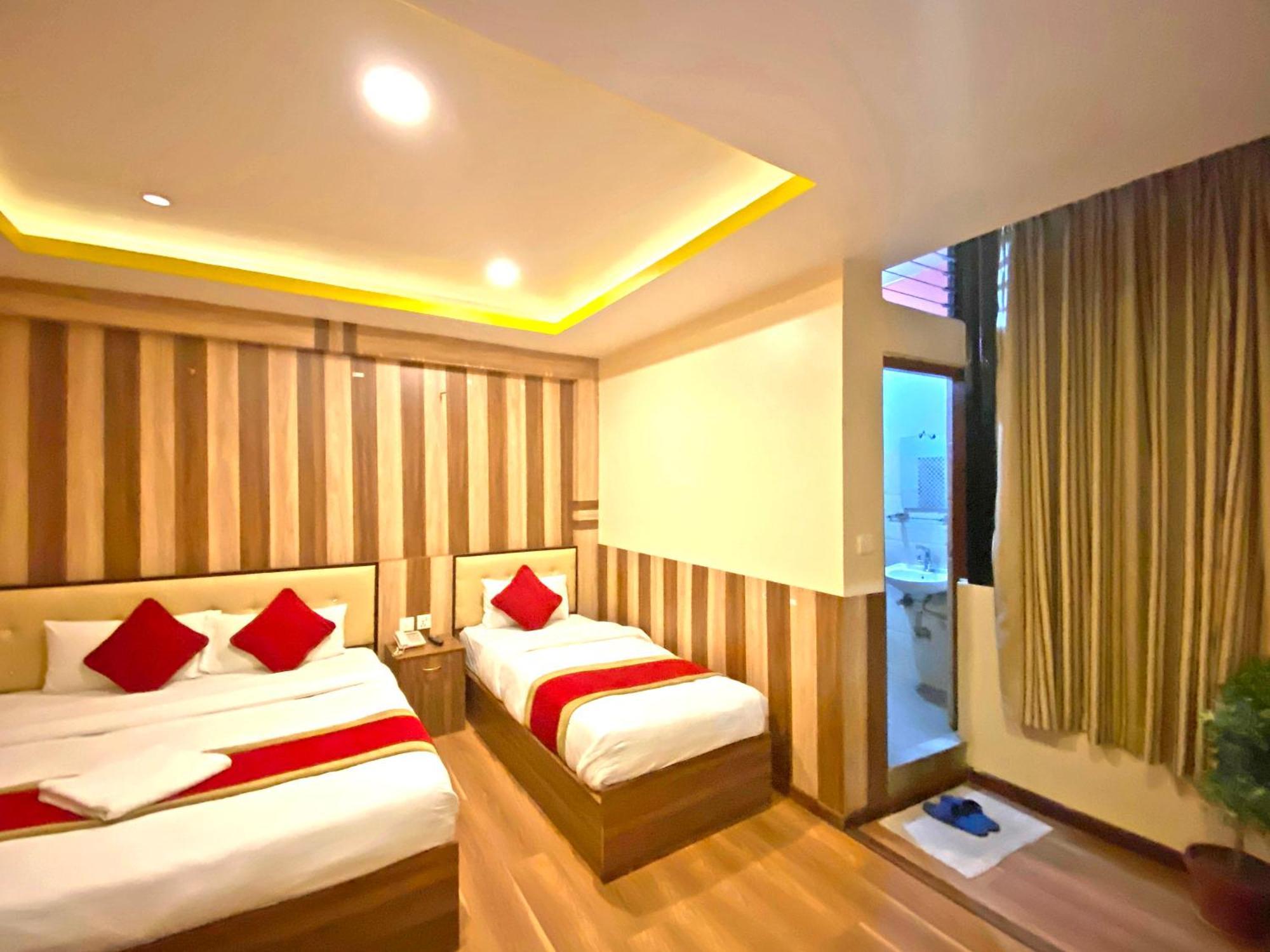 קטמנדו Hotel Airport Holiday מראה חיצוני תמונה