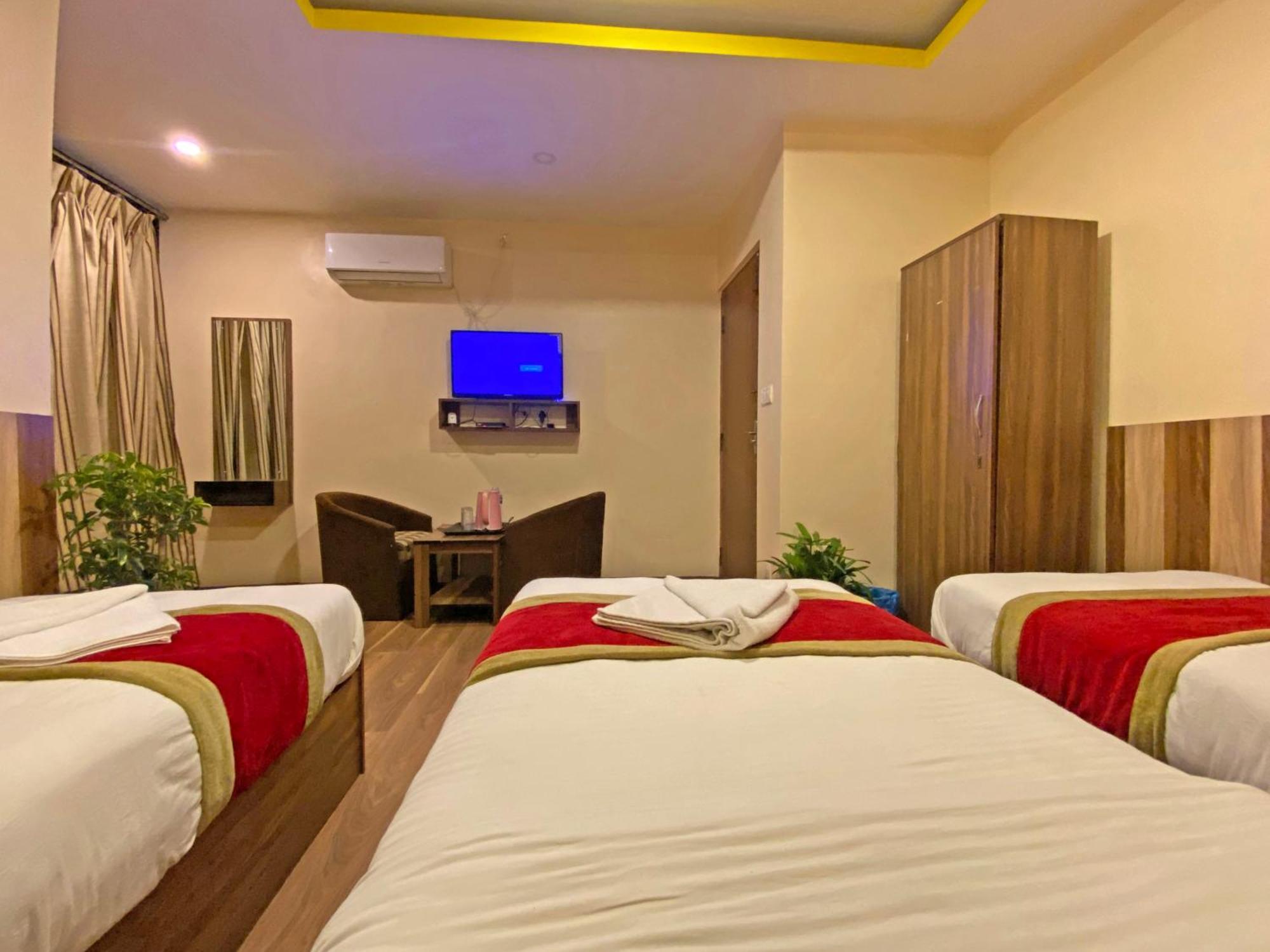 קטמנדו Hotel Airport Holiday מראה חיצוני תמונה