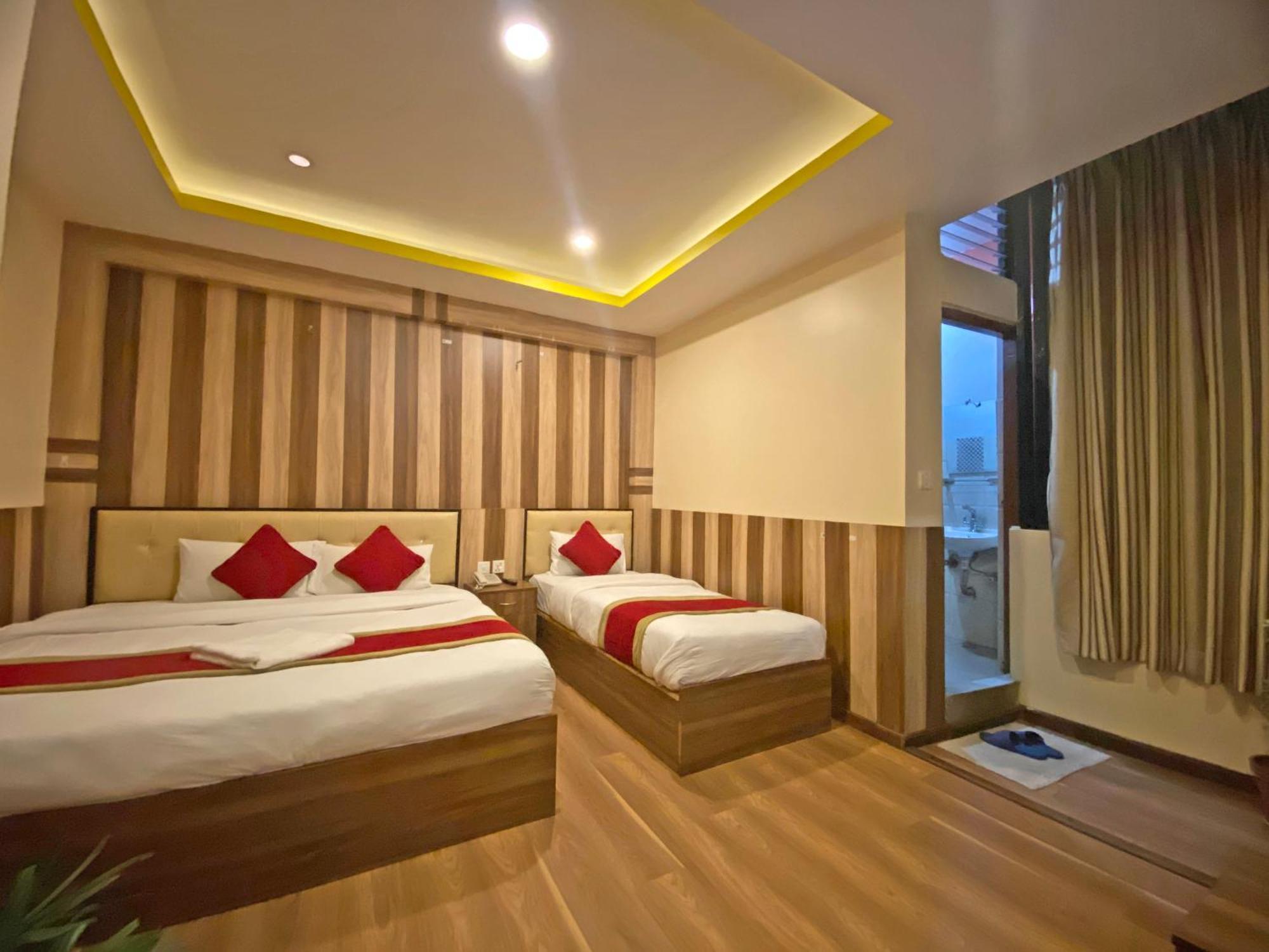 קטמנדו Hotel Airport Holiday מראה חיצוני תמונה