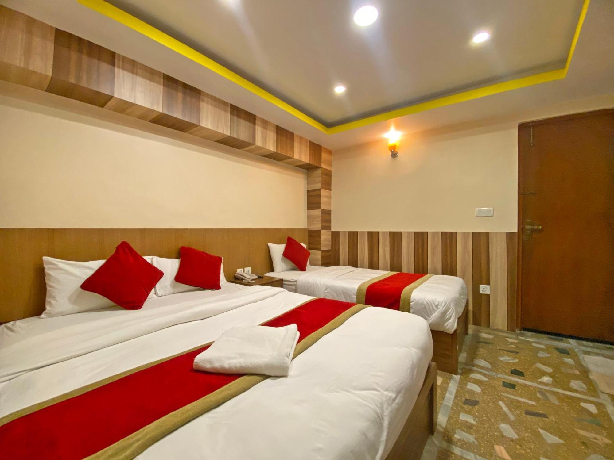 קטמנדו Hotel Airport Holiday מראה חיצוני תמונה